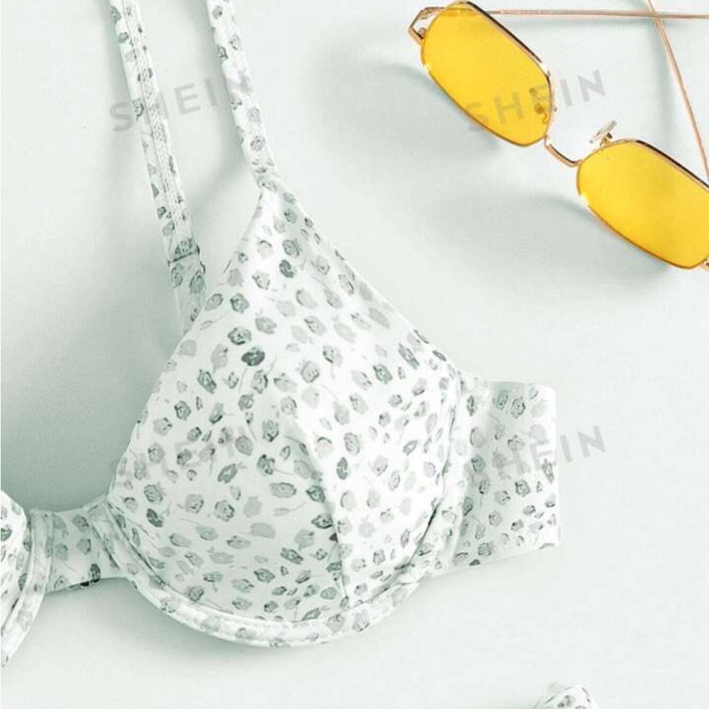 Leaf pattern bikini - Picture 4 of 4